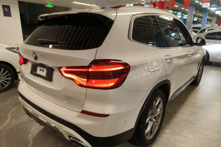 宝马X3 2020款 xDrive28i 豪华套装车身外观7