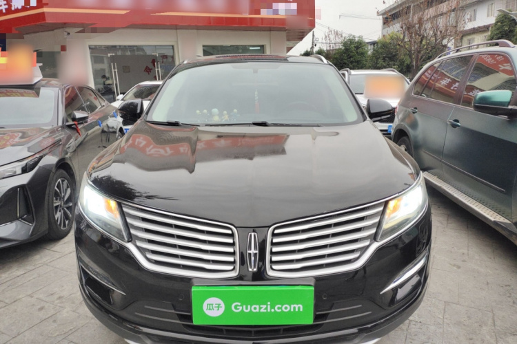 林肯MKC 2017款 2.0T 四驱尊雅版车身外观2