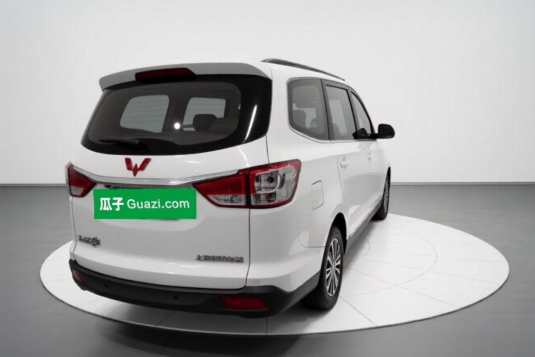 五菱汽车 五菱宏光 2015款 1.5L S1舒适国V车身外观7