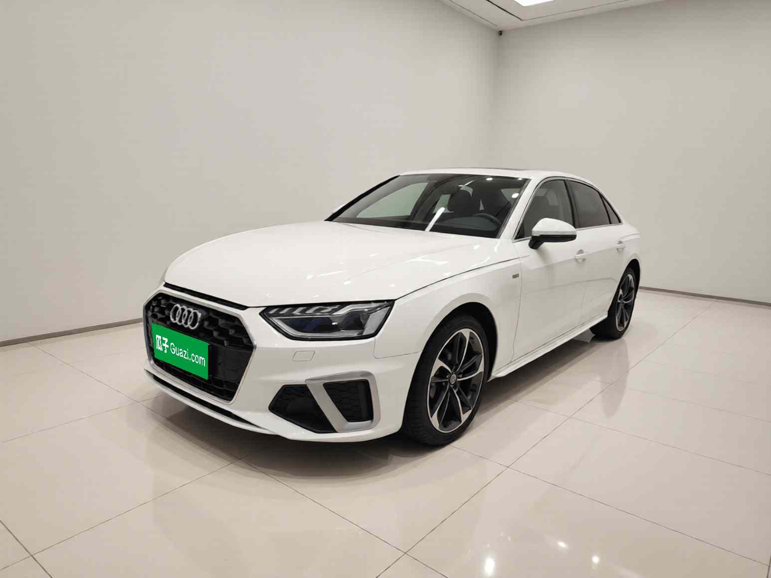 奥迪A4L 2024款 40 TFSI 时尚动感型(2)