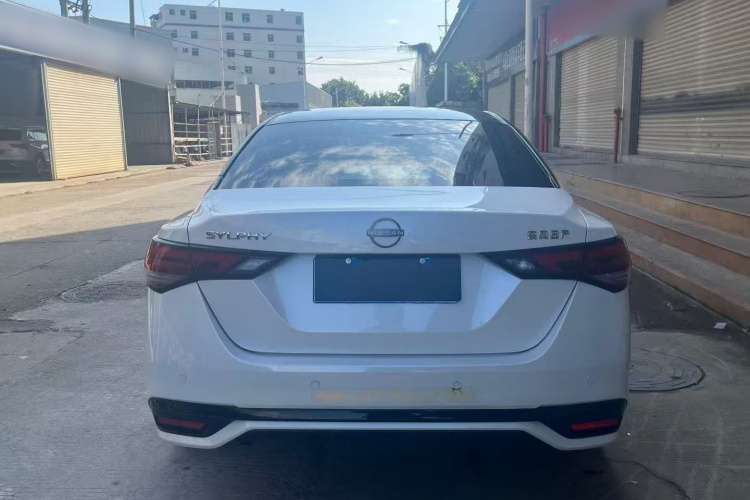 日产 轩逸 2023款 1.6L CVT悦享版车身外观6