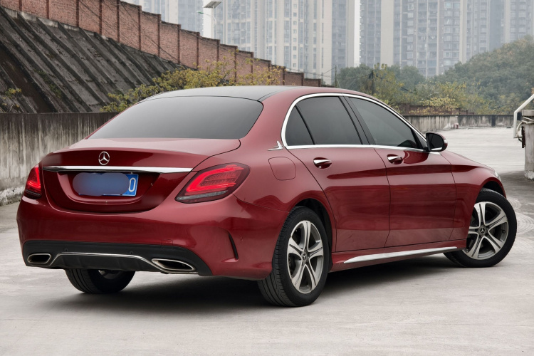奔驰C级 2019款 C 260 L 运动版车身外观6001