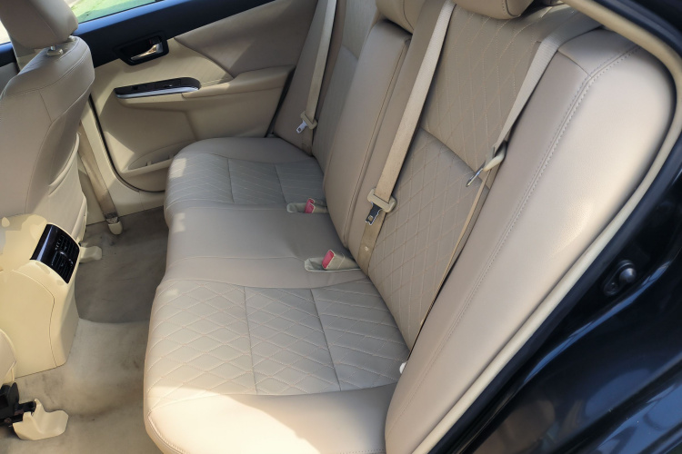 丰田 凯美瑞 2016款 2.0E 十周年纪念精英版中控内饰21