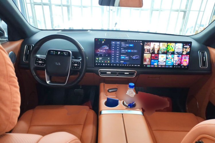 理想汽车 理想L9 2022款 Max中控内饰12