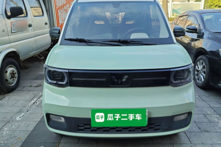 五菱汽车 宏光MINIEV 2022款 马卡龙臻享款 磷酸铁锂车身外观2