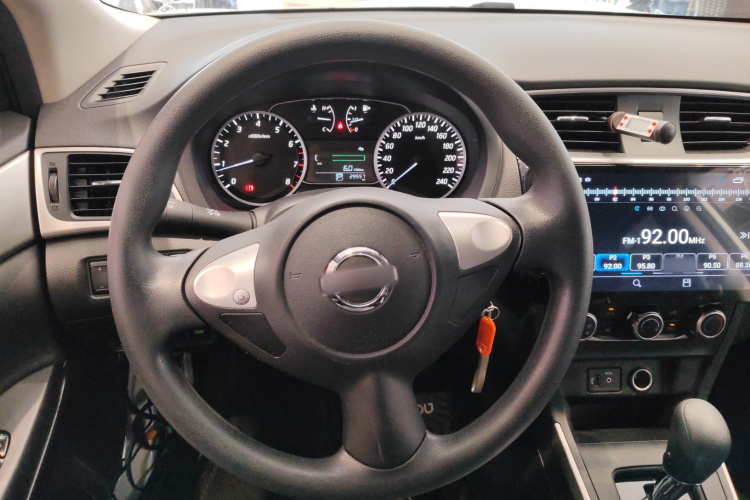 日产 轩逸 2022款 经典 1.6XE CVT舒适版局部细节13