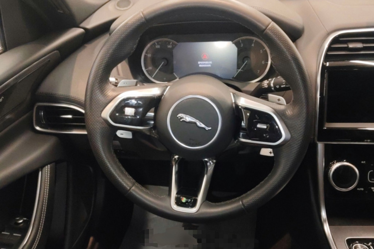 捷豹XEL 2020款 2.0T 200PS R-DYNAMIC S进取运动版中控内饰13