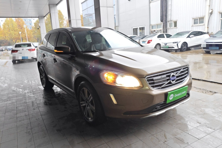 沃尔沃XC60 2016款 T5 AWD 智远版车身外观6002