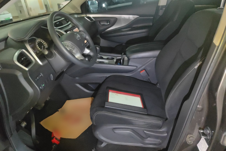 日产 楼兰 2015款 2.5L XE 两驱精英版中控内饰19