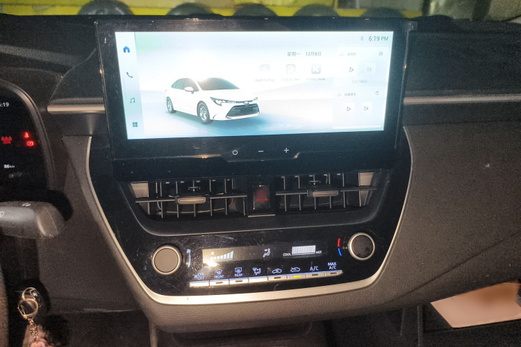 丰田 雷凌 2023款 TNGA 1.5L CVT进取版局部细节16