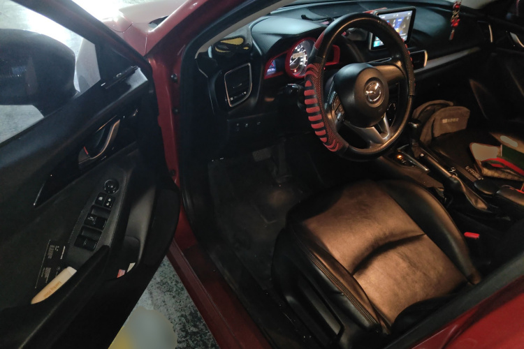 马自达3 昂克赛拉 2016款 三厢 1.5L 自动舒适型中控内饰20