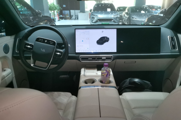 理想汽车 理想L6 2024款 Pro中控内饰12