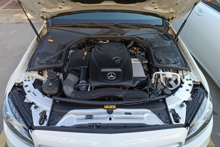 奔驰C级 2016款 C 200 L 运动型机舱底盘24