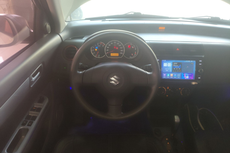 铃木 雨燕 2016款 1.5L 自动时尚型酷玩版局部细节13