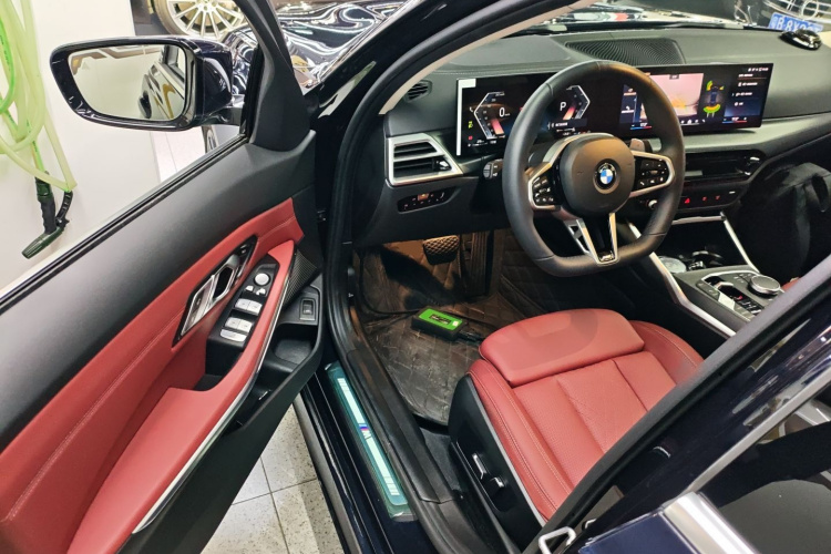 宝马3系 2025款 325Li M运动套装中控内饰20