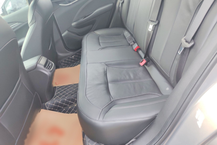 别克 阅朗 2018款 18T 自动精英型中控内饰7001