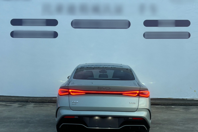 比亚迪 海豹06新能源 2024款 DM-i 120KM尊荣型车身外观6006