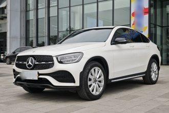 奔驰GLC轿跑 2021款 GLC 260 4MATIC 轿跑SUV