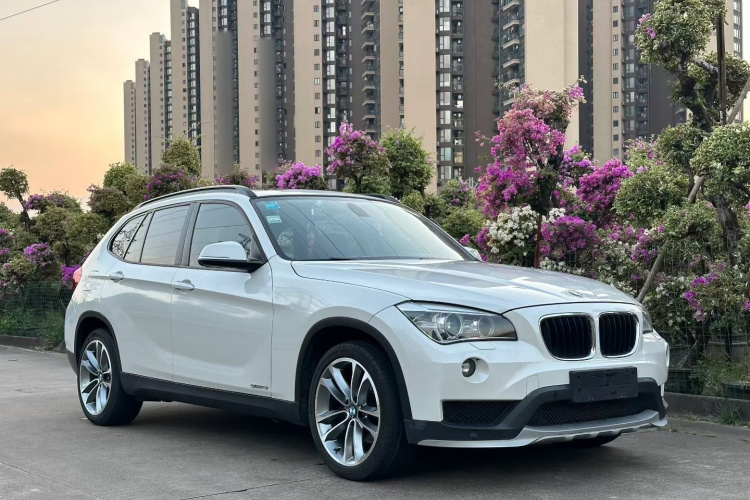 宝马X1 2015款 sDrive18i 领先晋级版车身外观6004