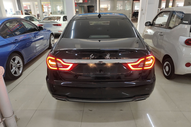 红旗H7 2018款 1.8T 舒适版车身外观6