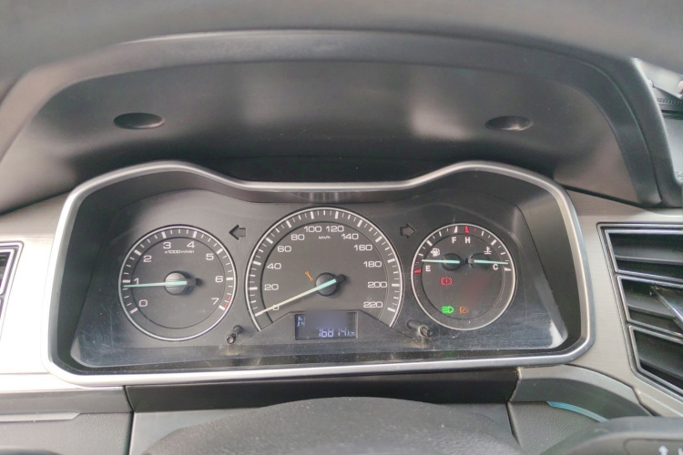 众泰 大迈X7 2018款 2.0T 自动豪华型局部细节14