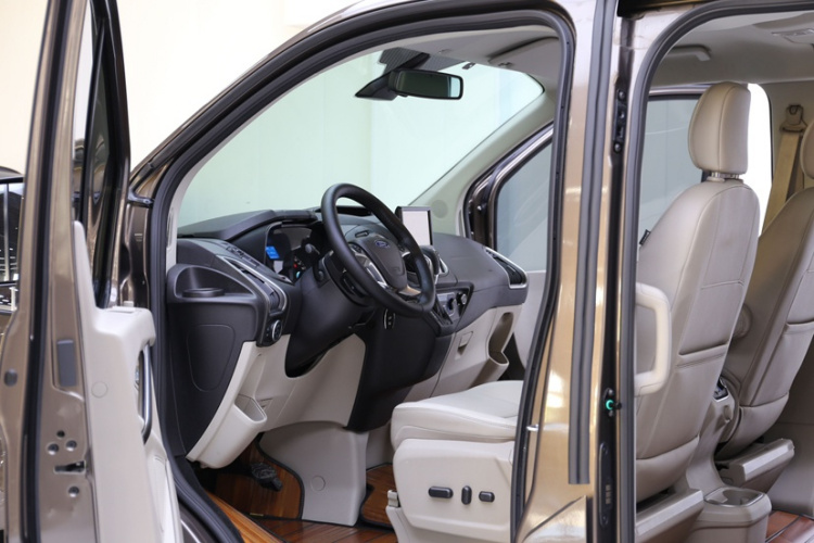 福特 途睿欧 2017款 2.0T 自动精睿版中控内饰7004