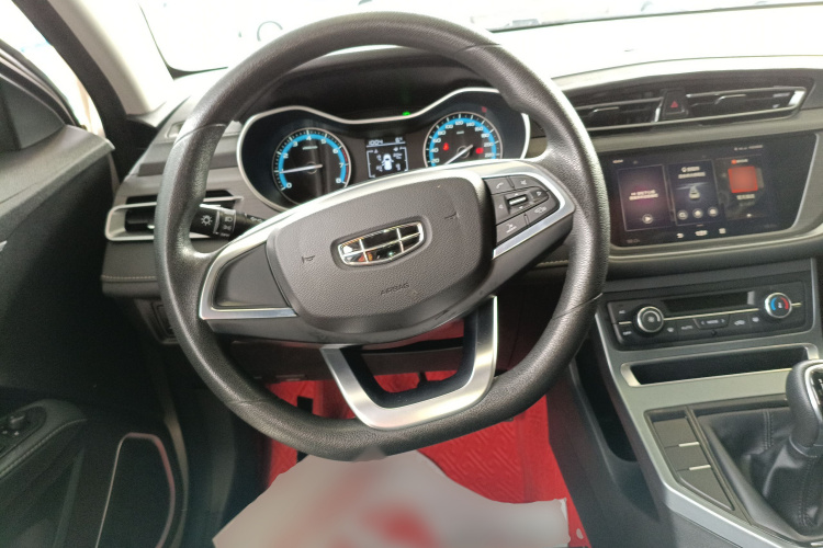 吉利汽车 帝豪 2021款 UP 1.5L 手动豪华型中控内饰13