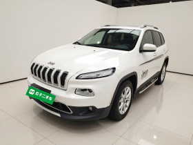 Jeep 自由光 2017款 2.4L 领先版