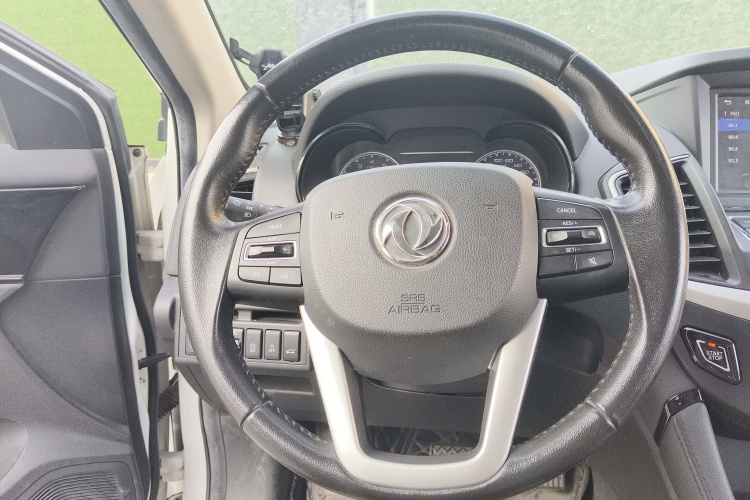 东风风神AX7 2018款 经典 1.6T 自动豪华型局部细节13