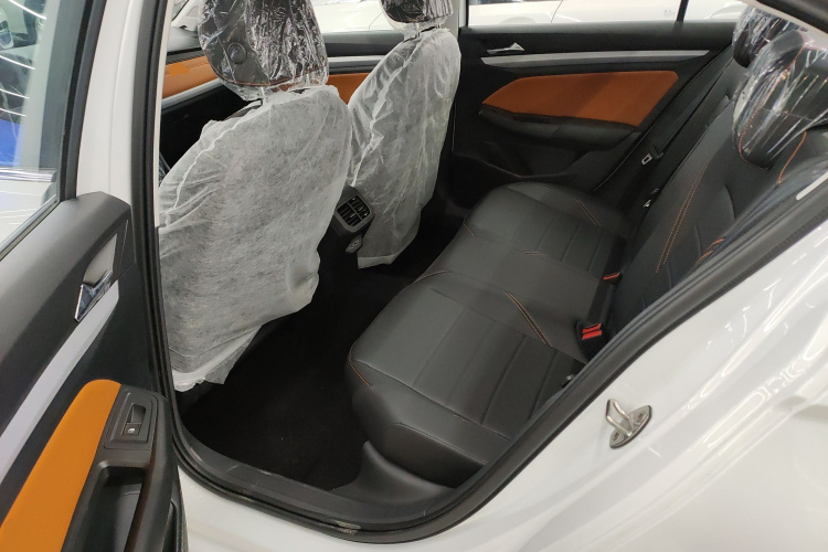 大众 宝来 2025款 200TSI DSG悦行PRO版中控内饰21