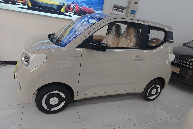 五菱汽车 宏光MINIEV 2024款 第三代 215km 青春版车身外观6003