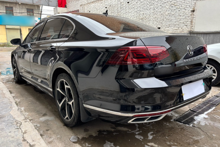 大众 迈腾 2023款 200万辆纪念版 330TSI DSG豪华型车身外观6001