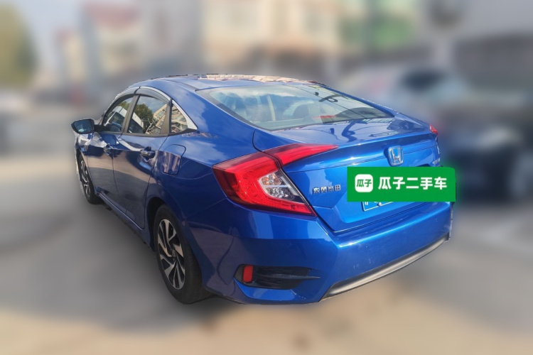 本田 思域 2016款 220TURBO 手动豪华版车身外观5