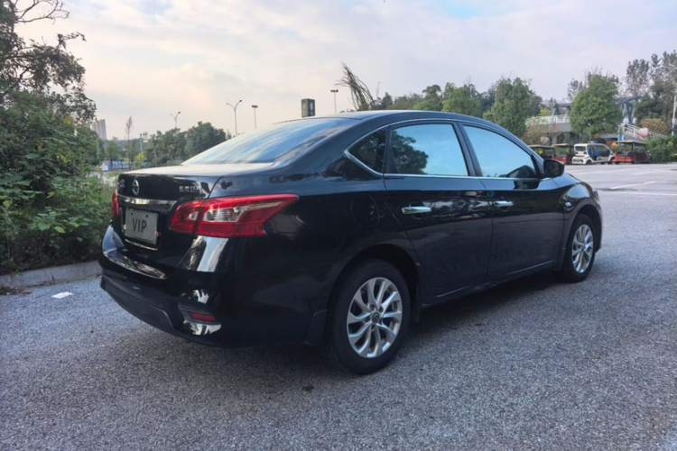 日产 轩逸 2024款 经典 1.6XE CVT舒适版车身外观6005