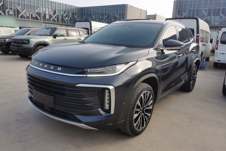 星途凌云 2023款 400T 两驱星尊版车身外观1