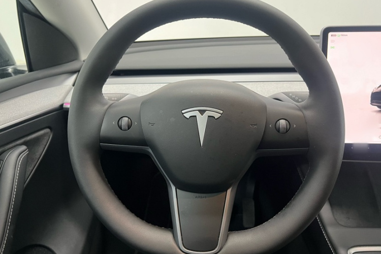 特斯拉 Model Y 2023款 后轮驱动版局部细节13