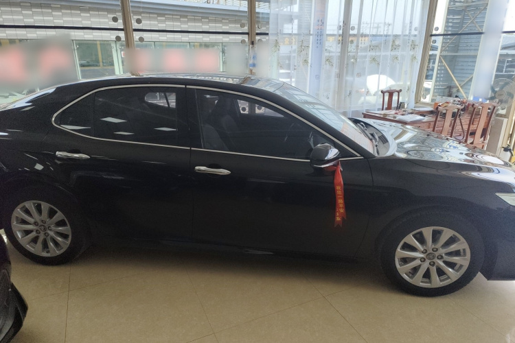 丰田 凯美瑞 2018款 2.0G 豪华版车身外观6002