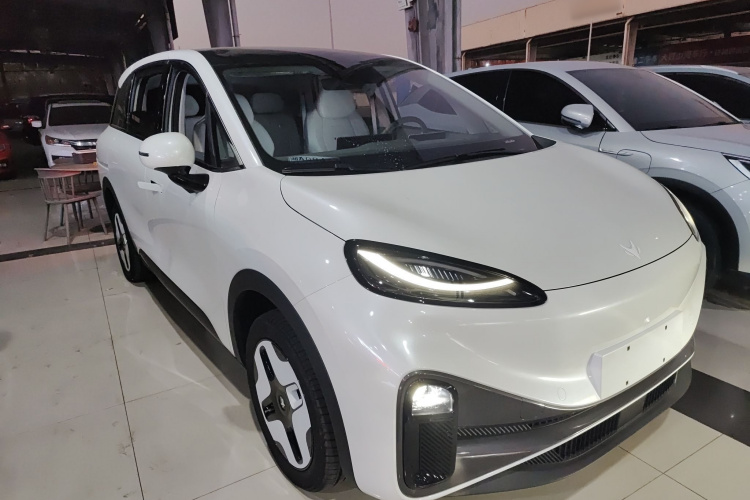 ARCFOX极狐 极狐考拉S 2024款 AIR车身外观3