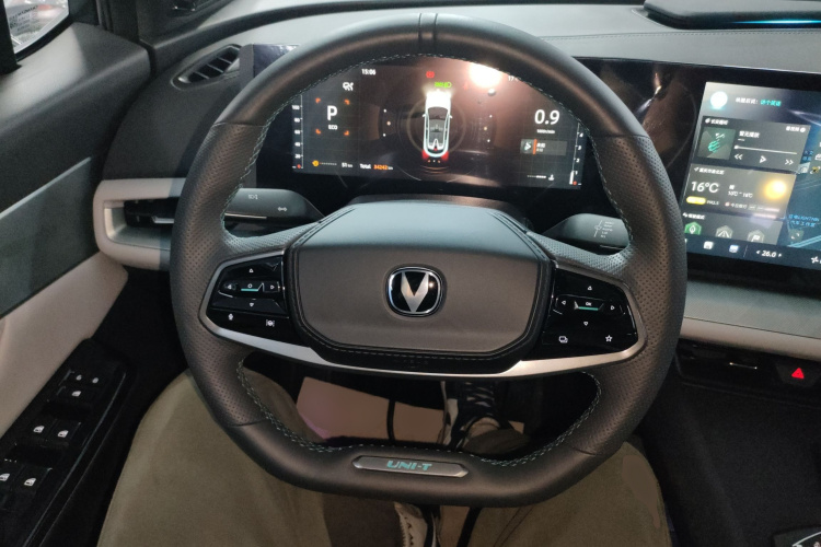 长安UNI-T 2023款 第二代 1.5T 旗舰型中控内饰13