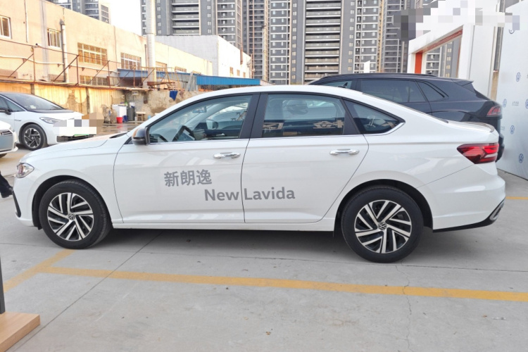 大众 朗逸 2024款 300TSI DSG星空领先版车身外观4