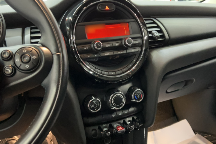 MINI 2018款 1.5T ONE PLUS局部细节16