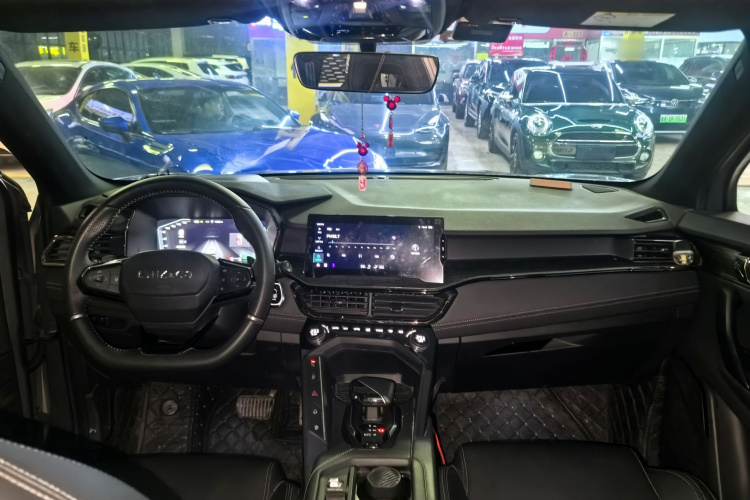 领克06 2020款 1.5T 劲Pro中控内饰7004