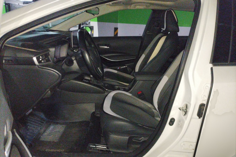 丰田 凌尚 2021款 2.0L 豪华版中控内饰19