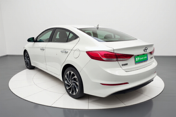 现代 领动 2019款 1.5L CVT智炫·精英型车身外观5