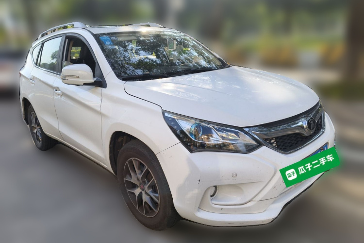 比亚迪 宋 2016款 盖世版 1.5TID 自动精英型车身外观6002