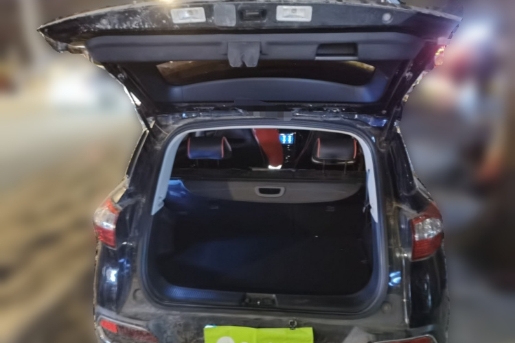 猎豹汽车 猎豹CS9 2017款 1.5L 手动风尚型中控内饰23