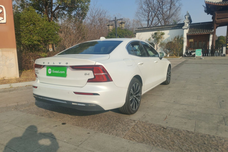 沃尔沃S60 2025款 B4 智远豪华版车身外观6004