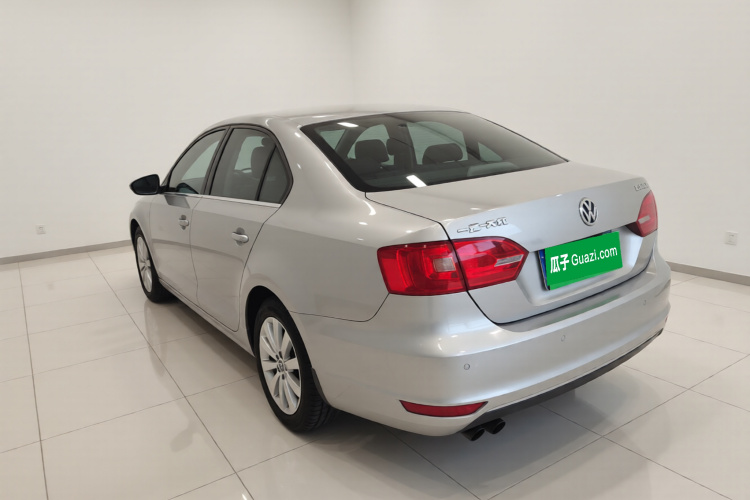 大众 速腾 2014款 改款 1.4TSI 自动豪华型车身外观5