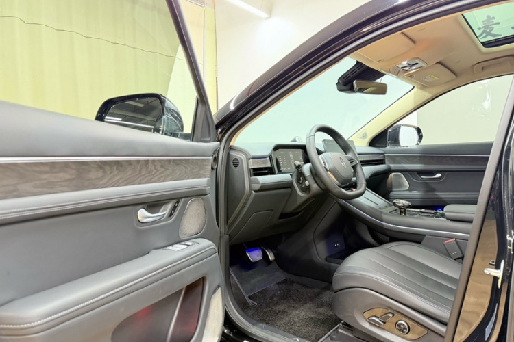 鸿蒙智行 问界M7 2022款 1.5T 四驱豪华版中控内饰7002