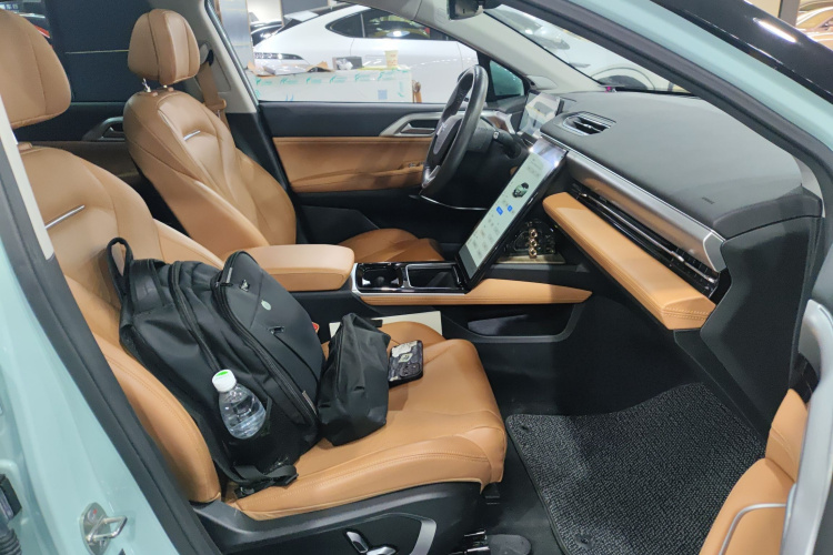 小鹏P5 2021款 550E局部细节41